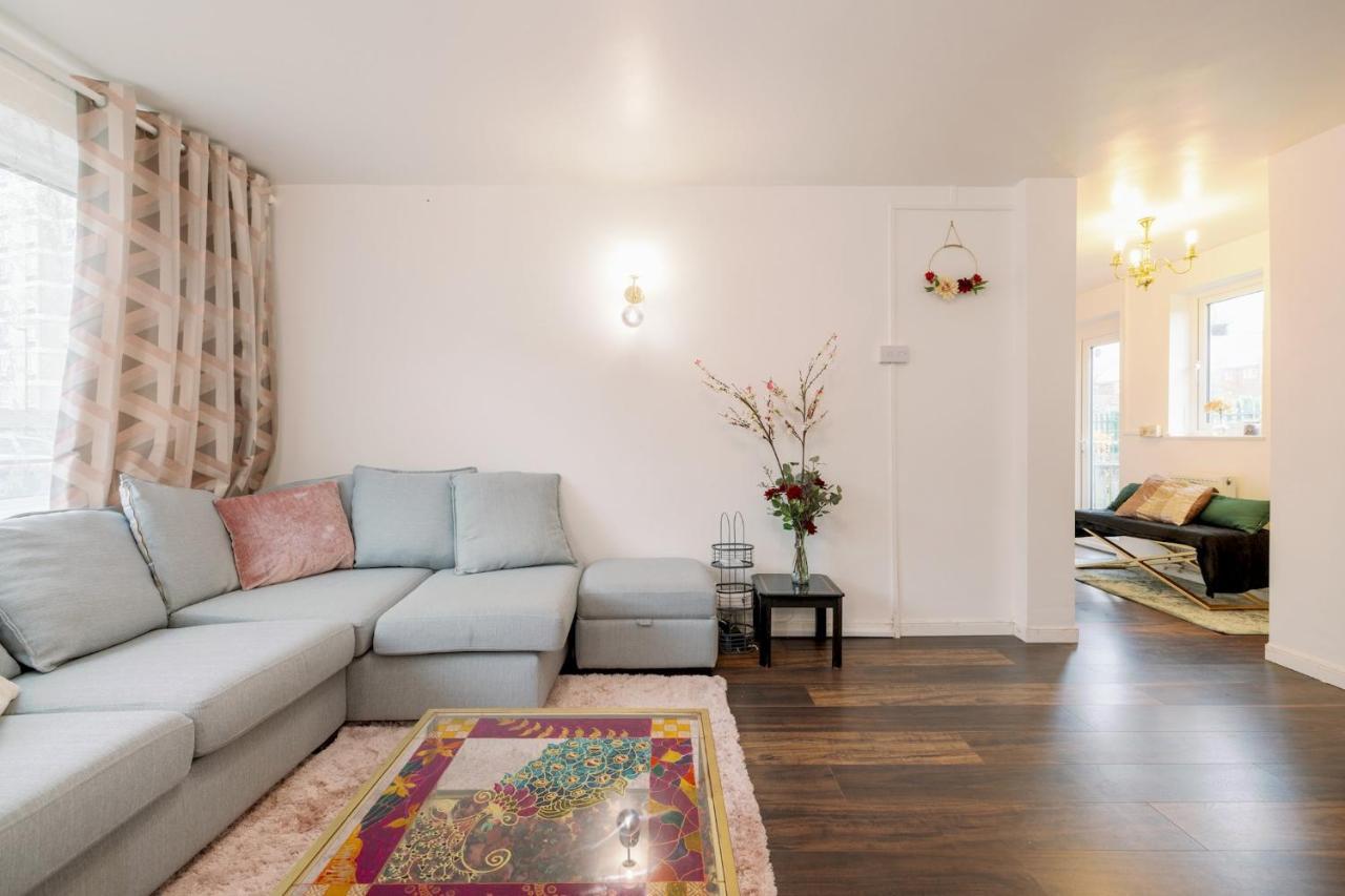 Near Excel, Stratford And Canary Wharf Casa vacanze Londra